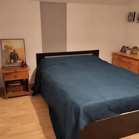 Maison Chaleureuse Au Pied De La Dent Du Chat *